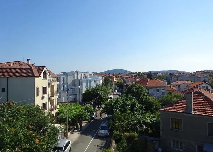 Hris 3* Chernomorets