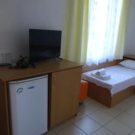 Guest house Hris