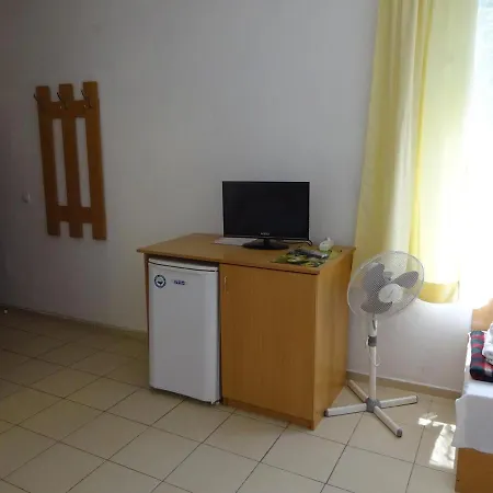 Guest house Hris