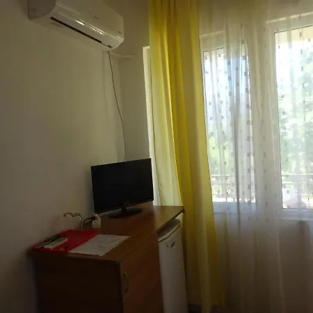 Hris 3* Chernomorets