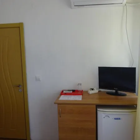 Guest house Hris 2*