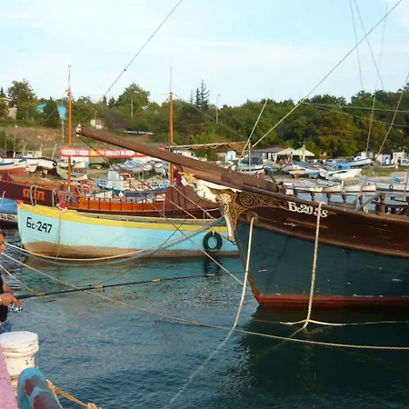 Pensión Hris Chernomorets