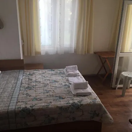 Hris Guest house Chernomorets