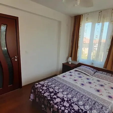 Hris Guest house 2*