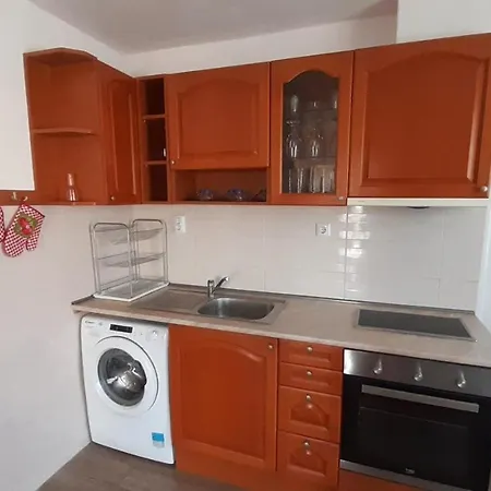 Guest house Hris