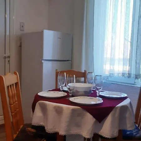 Hris Guest house 2*
