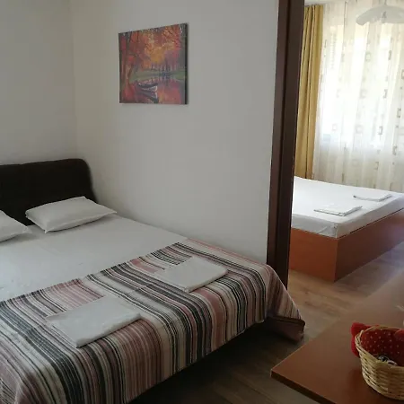Guest house Hris 2*