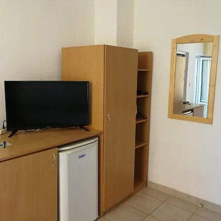 Hris Guest house