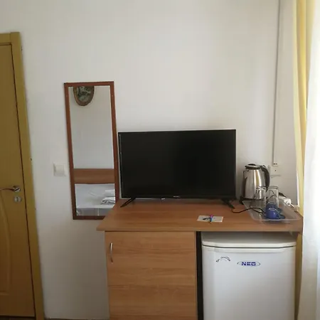 Guest house Hris