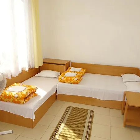 Guest house Hris 2*