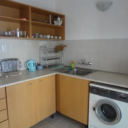 Guest house Hris