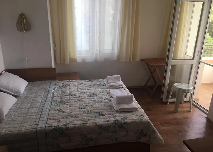 Hris Konukevi Chernomorets